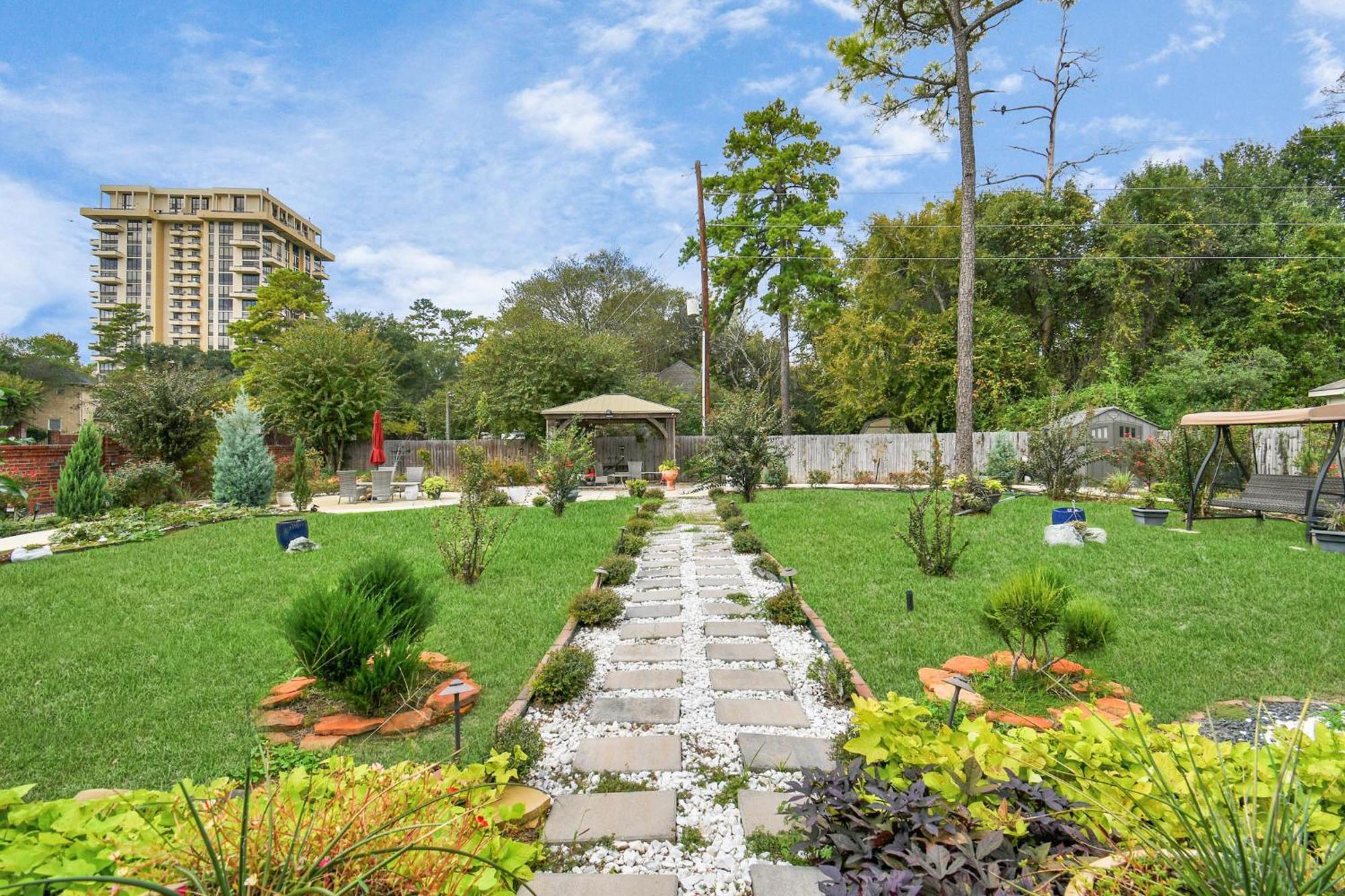 Afra Home With Huge Garden Houston, Texas Exterior photo